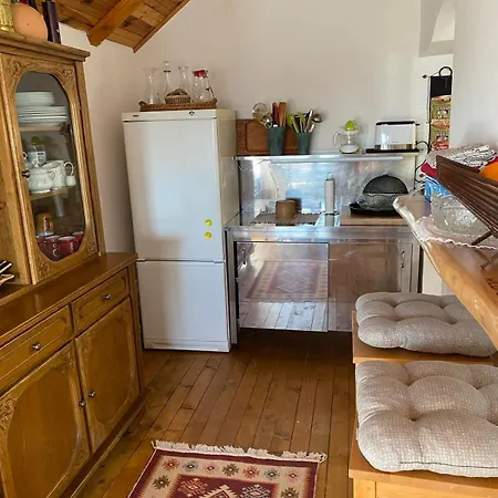 Alpesi faház Agroturizam Kucica *